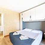 Hello Cote D'azur - Spacious At A 5 Min Walk From The Διαμέρισμα Αντίμπ