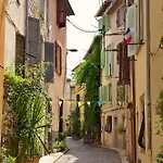 Hello Cote D'azur - Spacious At A 5 Min Walk From The Αντίμπ