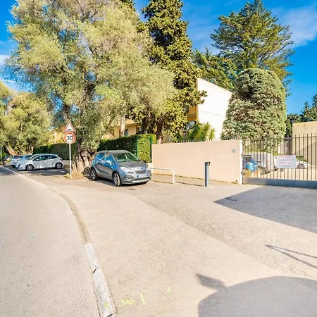Lejlighed Hello Cote D'azur - Spacious At A 5 Min Walk From The