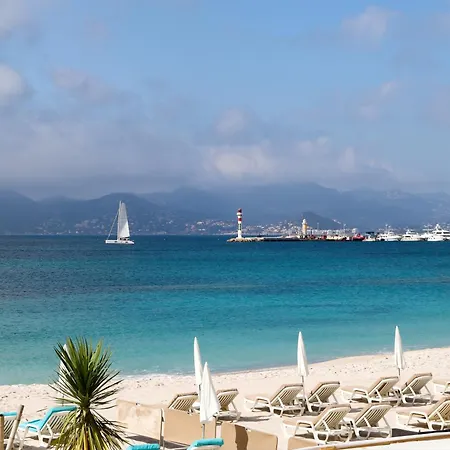 Hello Cote D'azur - Spacious At A 5 Min Walk From The Apartment