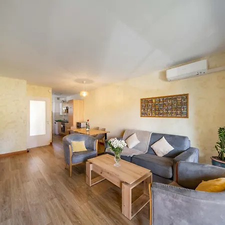 Hello Cote D'azur - Spacious At A 5 Min Walk From The