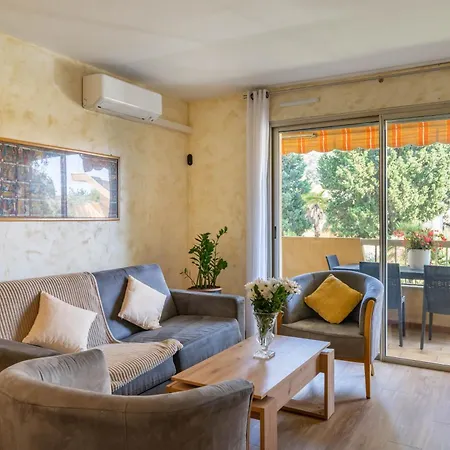 Hello Cote D'azur - Spacious At A 5 Min Walk From The Lejlighed