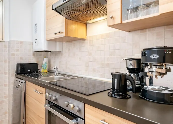 Apartment Hello Cote D'azur - Spacious At A 5 Min Walk From The Antibes