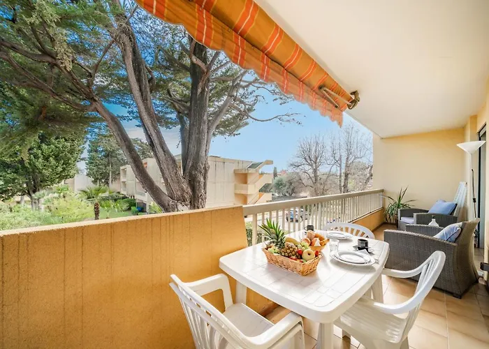 Apartment Hello Cote D'azur - Spacious At A 5 Min Walk From The *