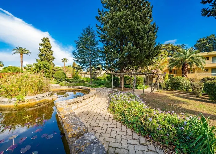Hello Cote D'azur - Spacious At A 5 Min Walk From The Apartment Antibes
