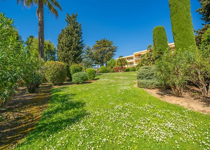 Hello Cote D'azur - Spacious At A 5 Min Walk From The Apartment Antibes